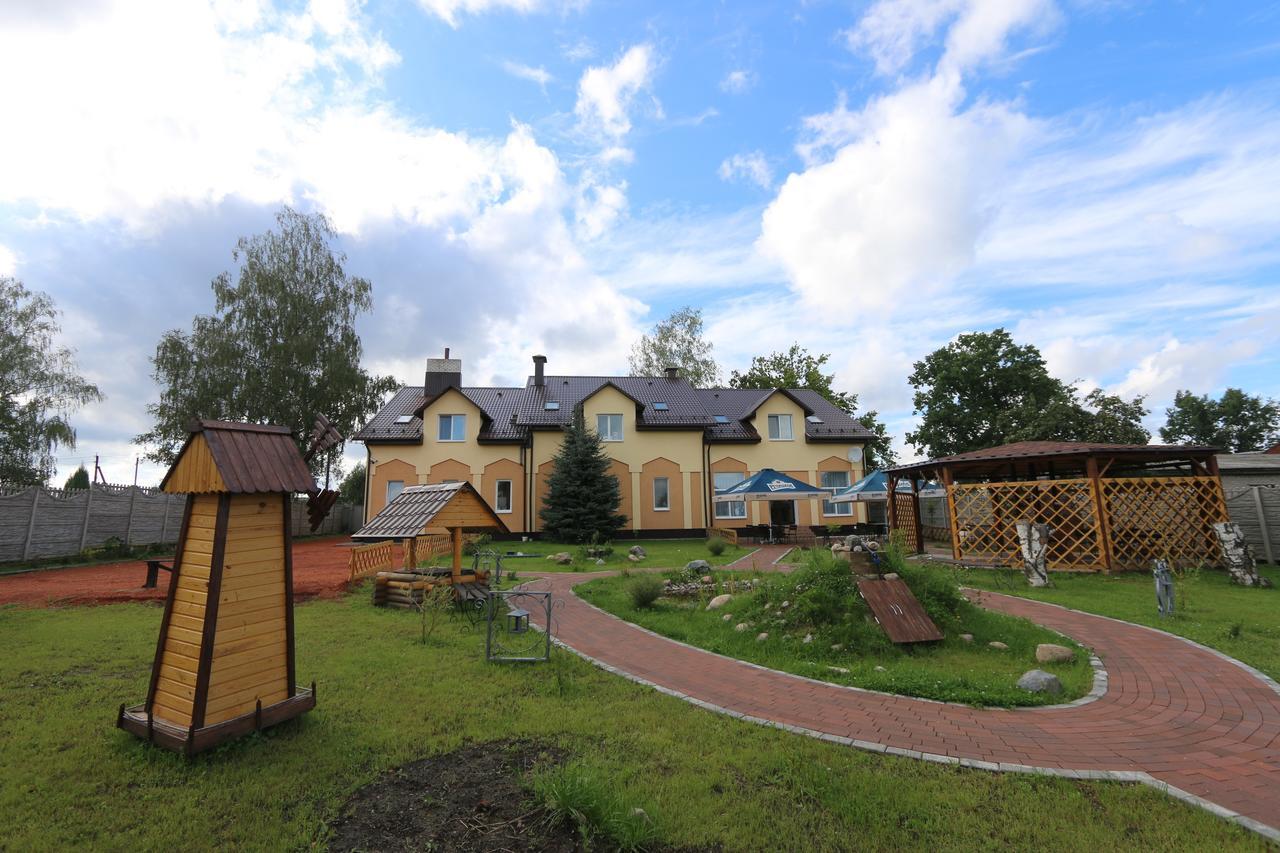 Gostinnyi Dvor Polotsk Exterior photo
