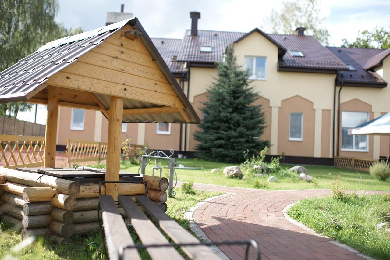 Gostinnyi Dvor Polotsk Exterior photo